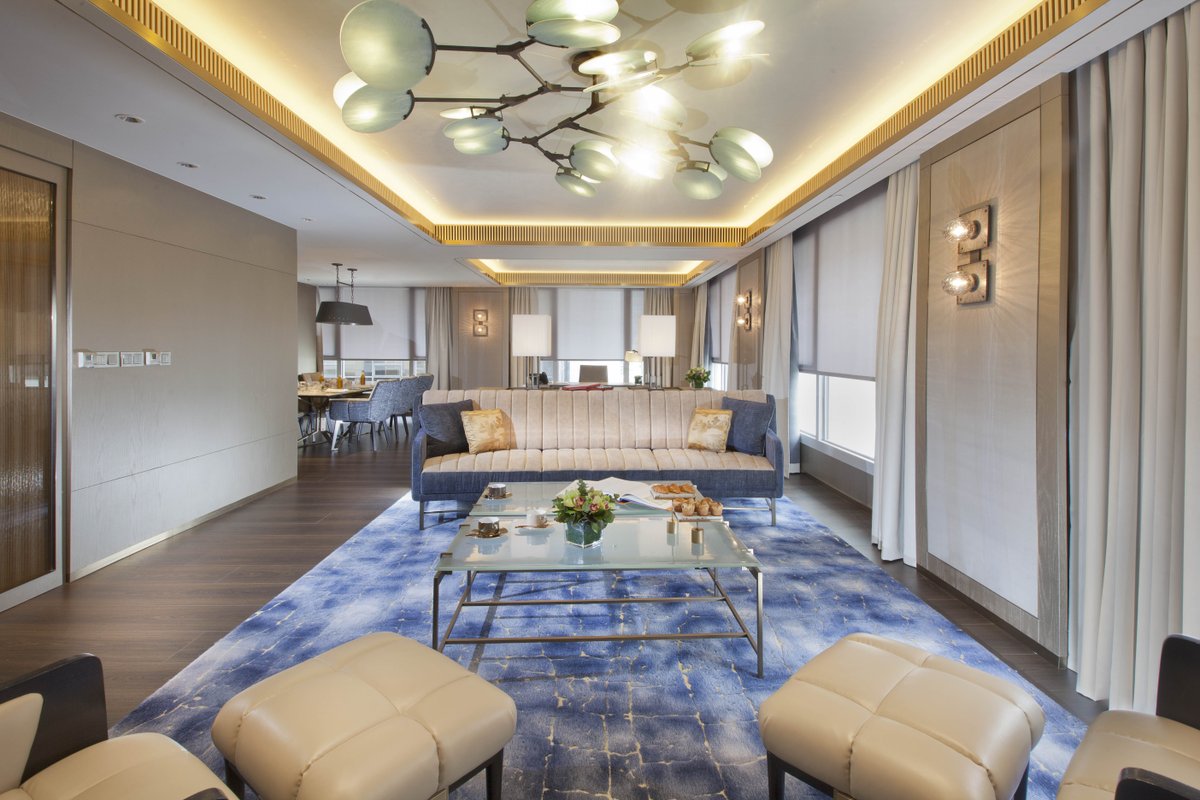 MO_LANDMARKHK's tweet photo. Indulge in #HongKong’s newest #luxury Apartment #Suite & enjoy many benefits! Book now @MO_LANDMARKHK: https://t.co/1k47MimNy1 #MOSuiteLife https://t.co/NdB7PZbYNv