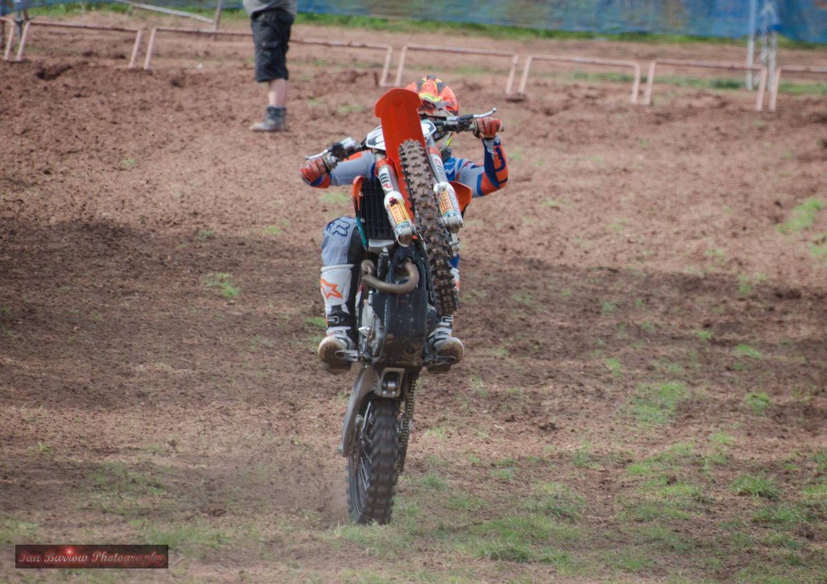 Countdown to R1 <a href="/mxnationalsuk/">MX Nationals</a> at Fatcat on 4/5th March. name the rider showboating from last year. @neil_p_irwin #motocross #mxnationalsuk