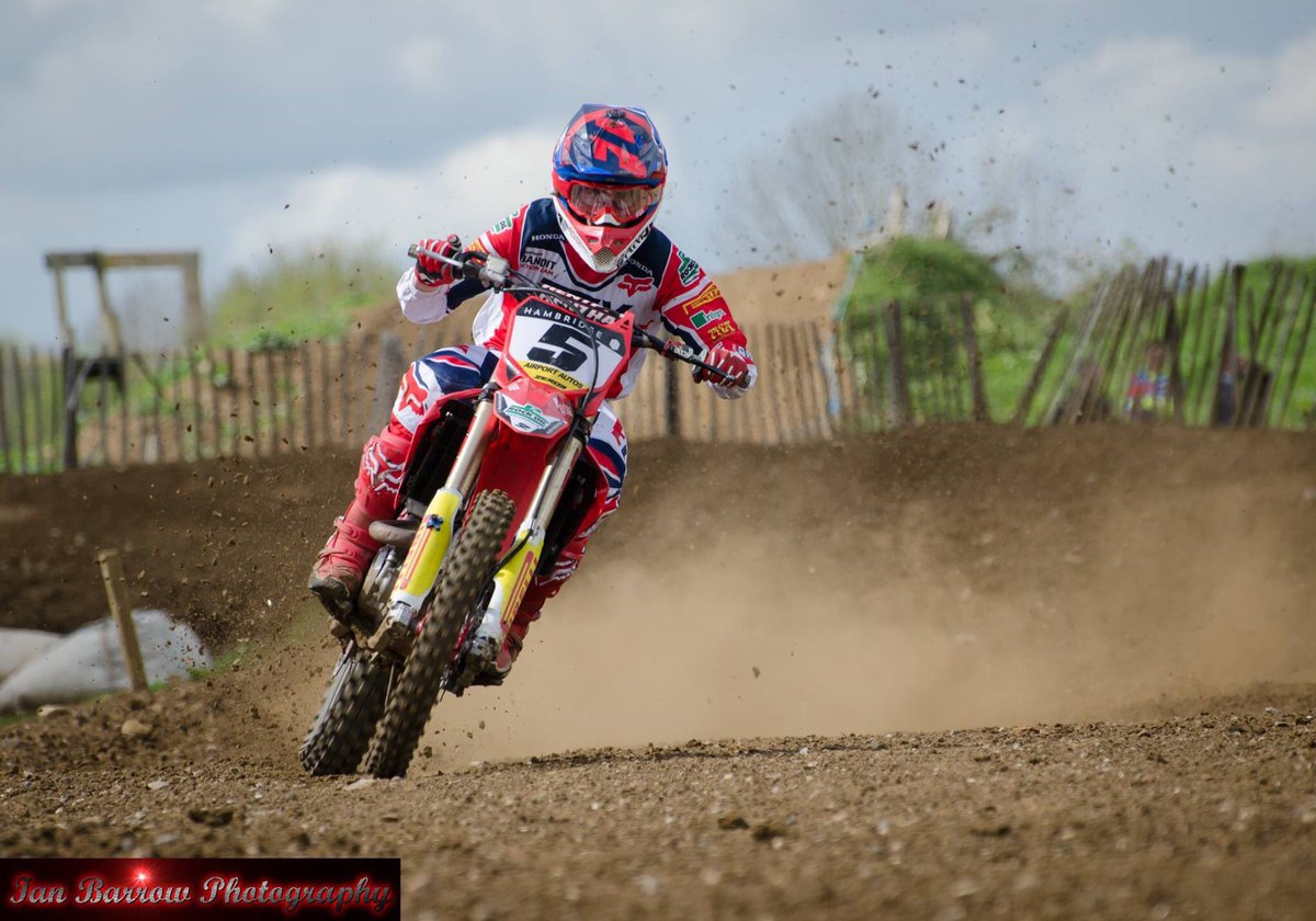 Looking forward to seeing the 2017 <a href="/hondaracingmx/">Buildbase Honda MX</a> team back on track <a href="/mxnationalsuk/">MX Nationals</a> Fatcat <a href="/graemeirwin/">Graeme Irwin</a> <a href="/barty50/">Dave Barton</a> @josh3gilbert @neil_p_irwin