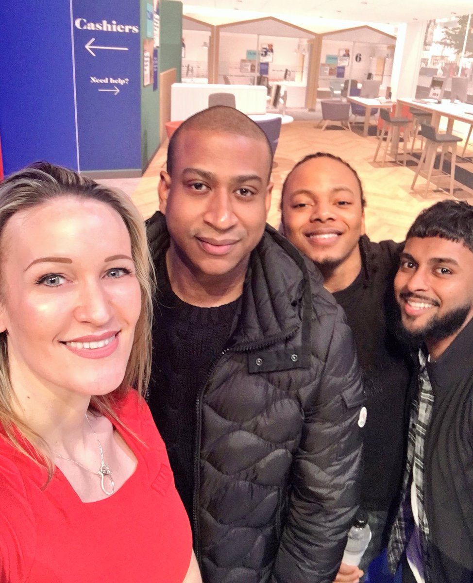 becki_lendor's tweet photo. Great to catch up with our Stratford stars in the #futurebranch exhibit today at #ourbigevent โคโญ๏ธโคโญ๏ธ@SBMStratfield https://t.co/kjIdwr9XTw