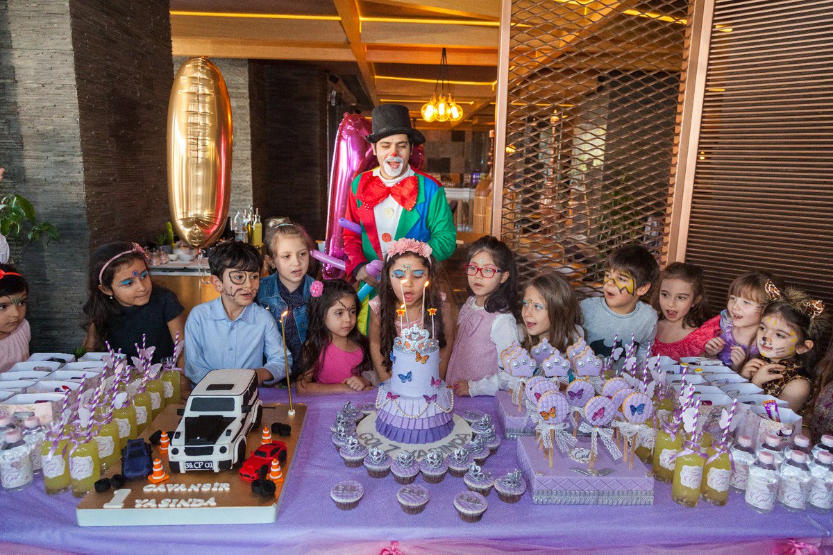 PSLoungeTR's tweet photo. PS Lounge olarak çocukların mutlu olması için üzerimize düşen her şeyi yapıyoruz. #birthday #pslounge #kids #psloungeetiler #istanbul https://t.co/OJVh2U3XOo