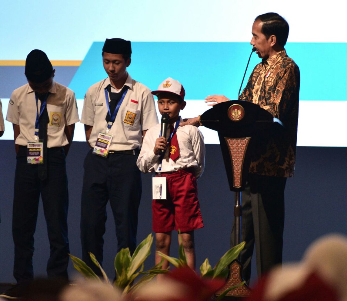 KemensetnegRI's tweet photo. Perkaya Wawasan Anak-Anak Kita dengan Keragaman Bangsa, Pesan Presiden Jokowi 
https://t.co/zq21qqt6sh https://t.co/EOVS8Ahzhe