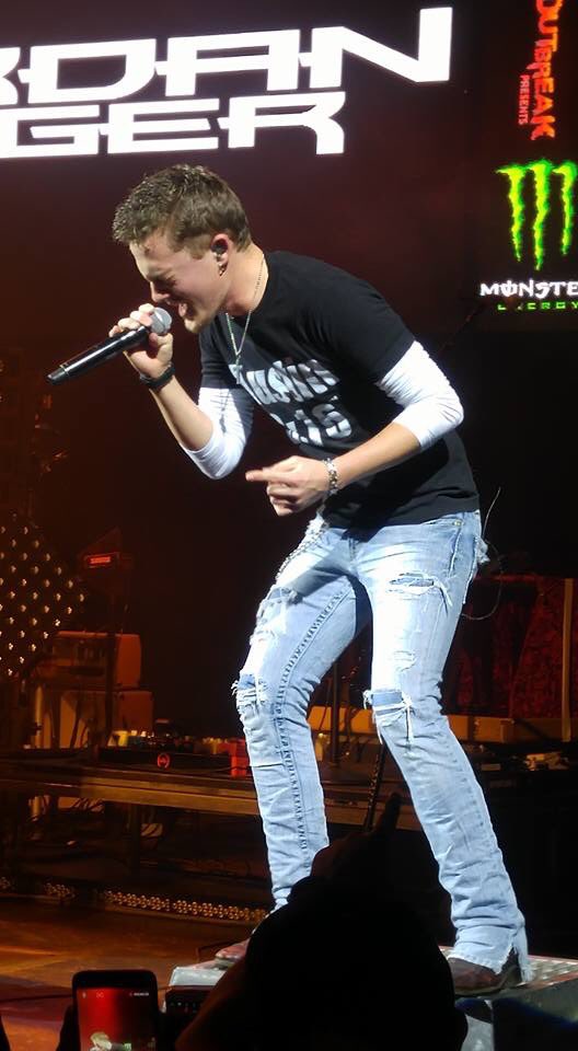 Rager_Army's tweet photo. My fave from @Jordan_Rager San Antonio show! https://t.co/3Dq6D9roAF