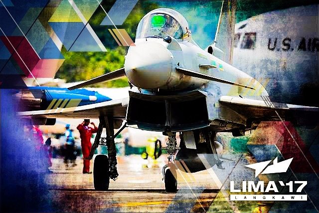 LimaExhibition's tweet image. You could be this close to fighter jet at #LIMA17,grab the chance now-happens only once every two years! #Malaysia  #staticdisplay #airshow