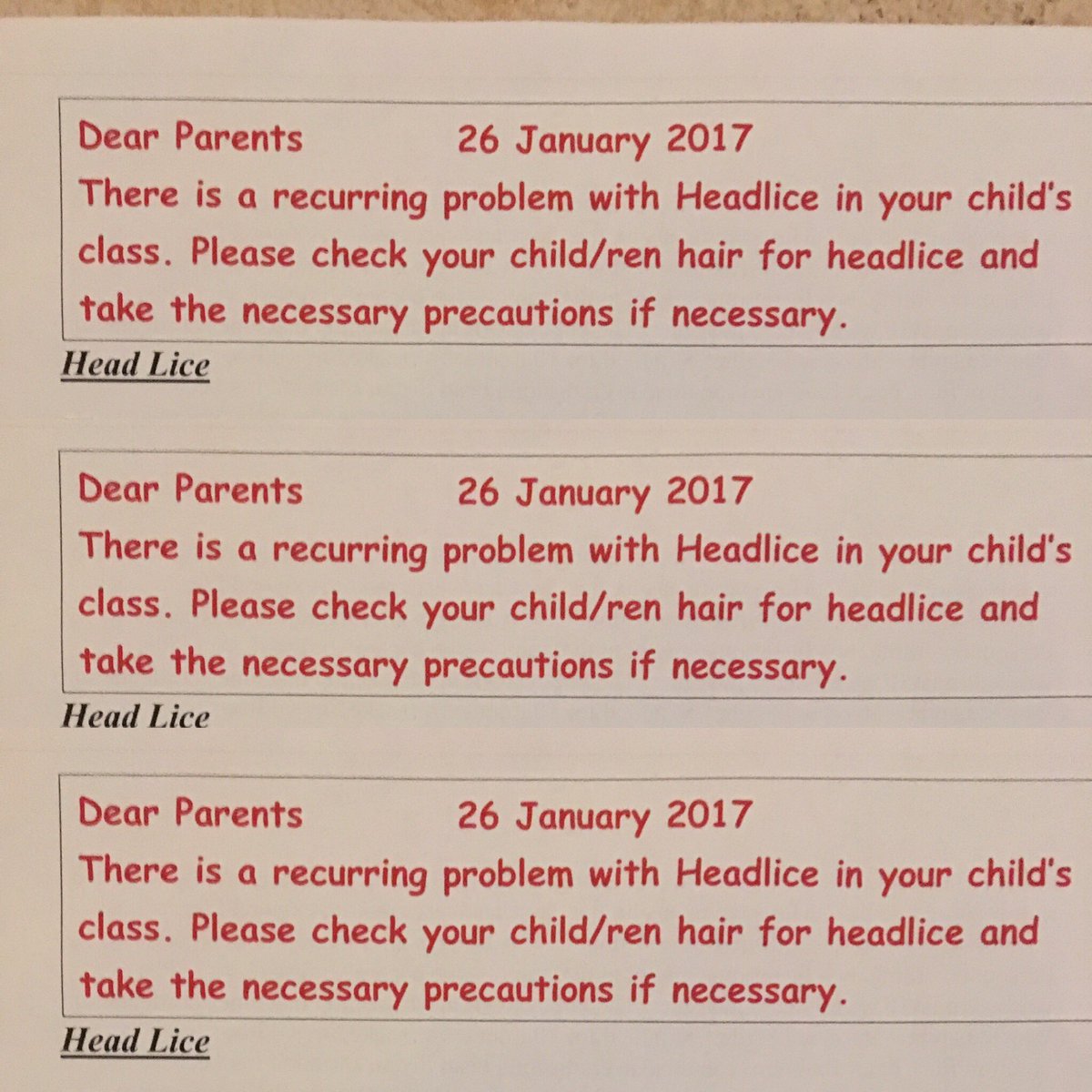 canadianmammy's tweet photo. Just what you want to see in your child's school bag... #headlice #letterfromschool #itsamumslife #mummy #mummyblogger https://t.co/L2VQKt11eU