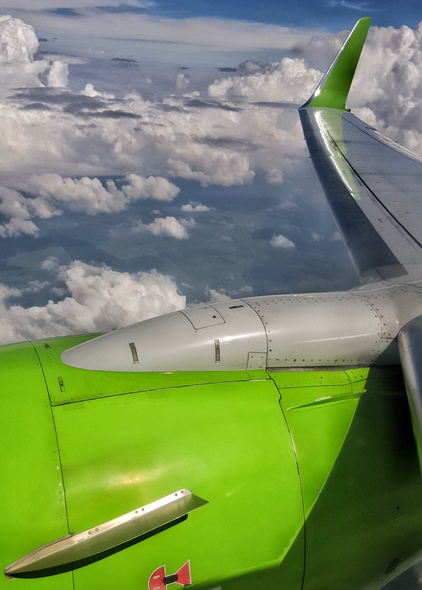 gotravelbug's tweet photo. Thank you @kulula for once again flying me and @eviepep to @ortambo_int @Discovery_SA #justaddspice tour. 1st leg to #india #SARoadShow https://t.co/RPLPIOkaGW