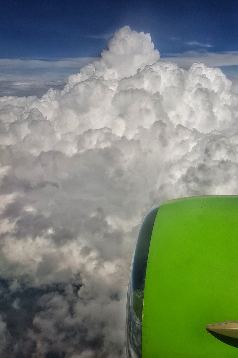 gotravelbug's tweet photo. Thank you @kulula for once again flying me and @eviepep to @ortambo_int @Discovery_SA #justaddspice tour. 1st leg to #india #SARoadShow https://t.co/RPLPIOkaGW