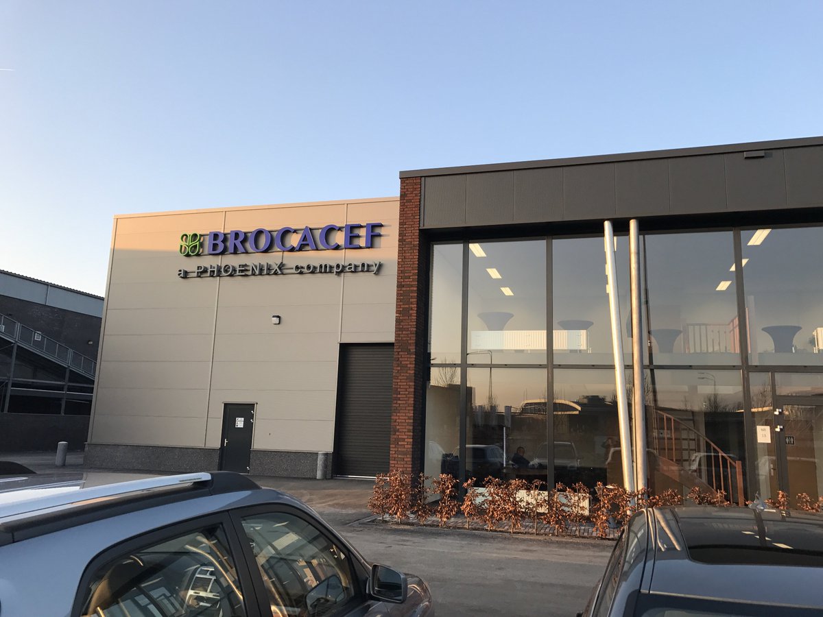 sarisenpartners's tweet photo. Opening van de nieuw HUB van #Brocacef op bedrijventerrein #Ladonk in Boxtel door Burgemeester Marc Buijs. Welkom in Boxtel Brocacef! https://t.co/h4qOjUyxcN