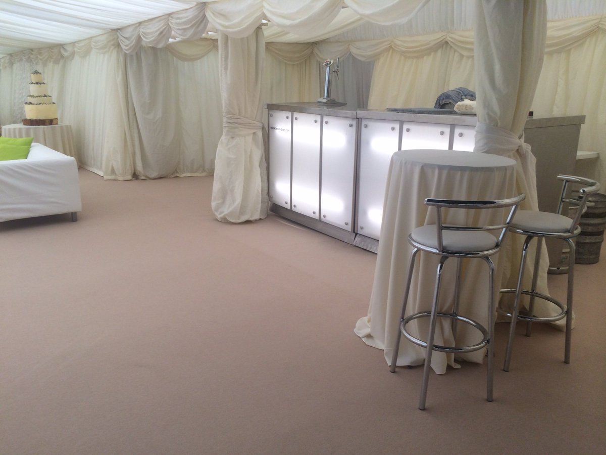 BrooksMarquees's tweet photo. Do you need a bar inside your Marquee?  We can supply all of the accessories to make sure your event has everything you require  @MalibuUK https://t.co/hY0z4oiRHQ