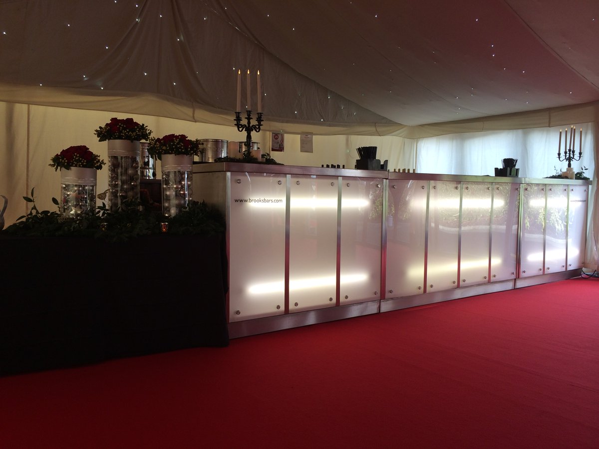 BrooksMarquees's tweet photo. Do you need a bar inside your Marquee?  We can supply all of the accessories to make sure your event has everything you require  @MalibuUK https://t.co/hY0z4oiRHQ