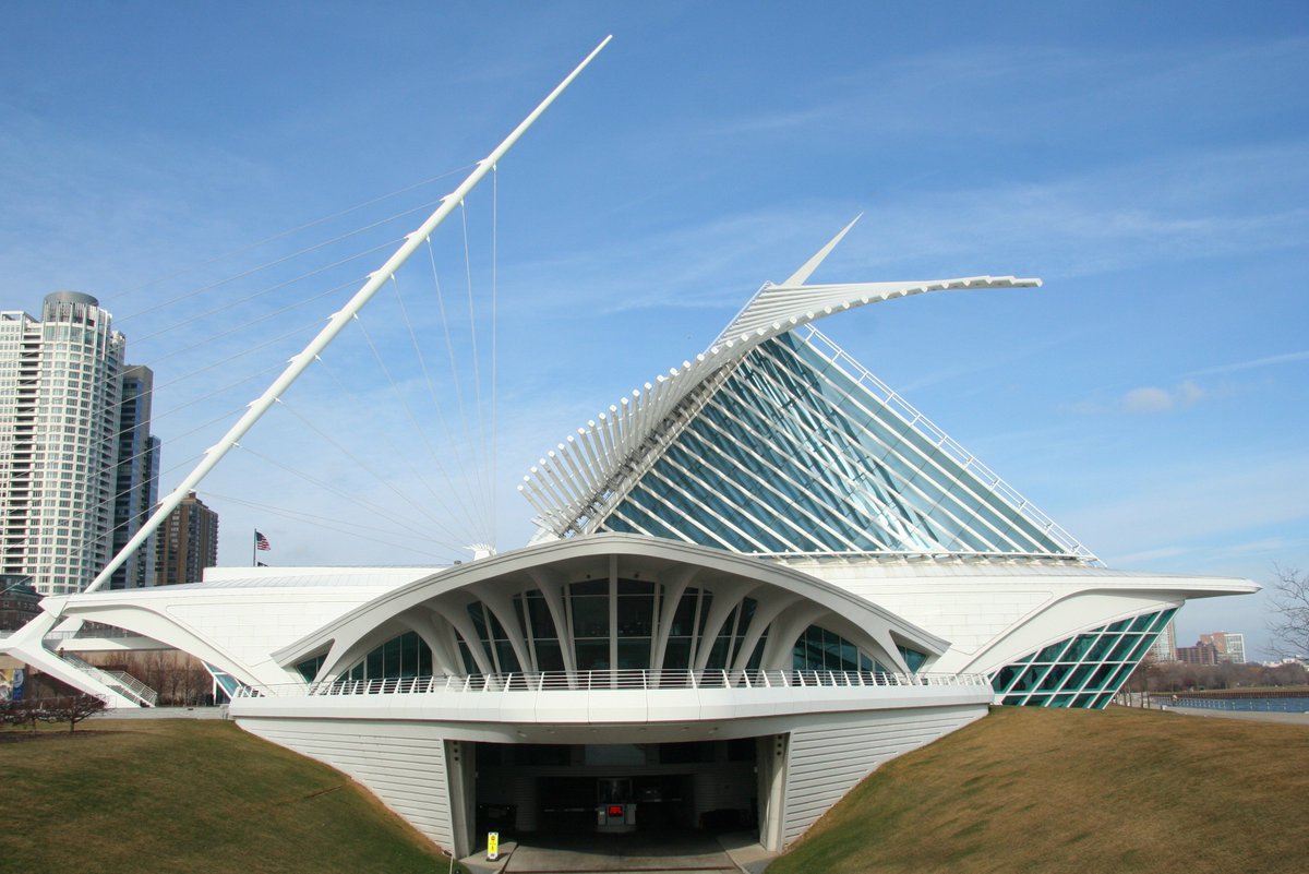 akacentral's tweet photo. Visit Milwaukee Art Museum during the 83rd Central Regional Conference April 6-9, 2017! #83CRC #AKA1908 #VisitMilwaukee #MKE https://t.co/cZNZeRktxU