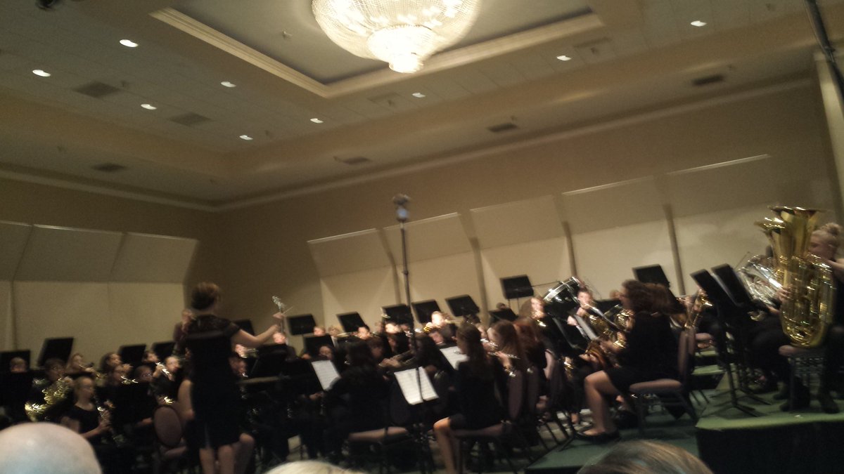 DarlaLenz's tweet photo. Gentry 8th Grade at MMEA #cpsfine arts. #gentrymiddle https://t.co/Rw8EoLC8uV