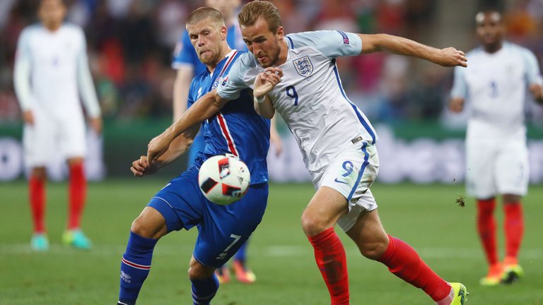 OnthreeDesign's tweet photo. We've been reading up on the Uefa Nations League. Will it cut out 'meaningless' international friendlies? More here:
https://t.co/nJ0tPMiQeo https://t.co/BpLe5tL037