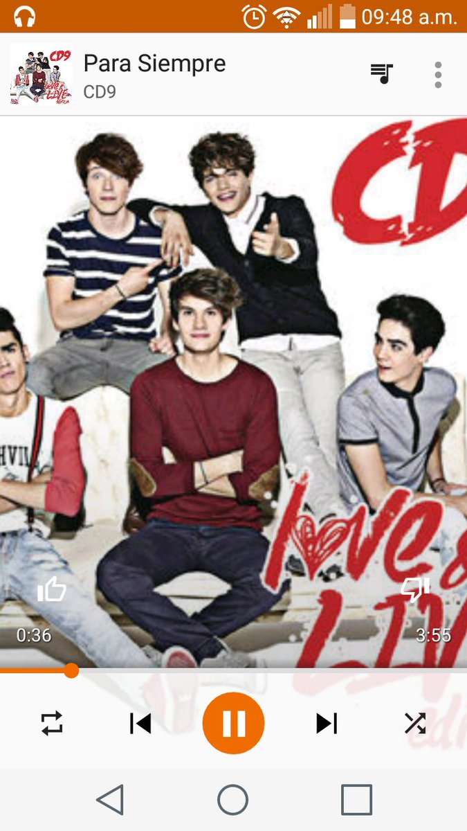 SoyCoder_____'s tweet image. Buena música 😏♡🎶