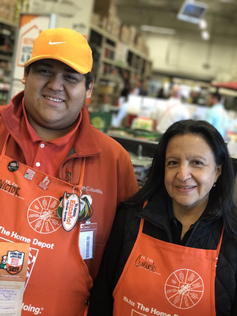 Way to go Victor at South Grand Prairie - just sold a shed on a cold, windy morning! Connie our ASM Shed Trainer gave him a Homer! #SWBest