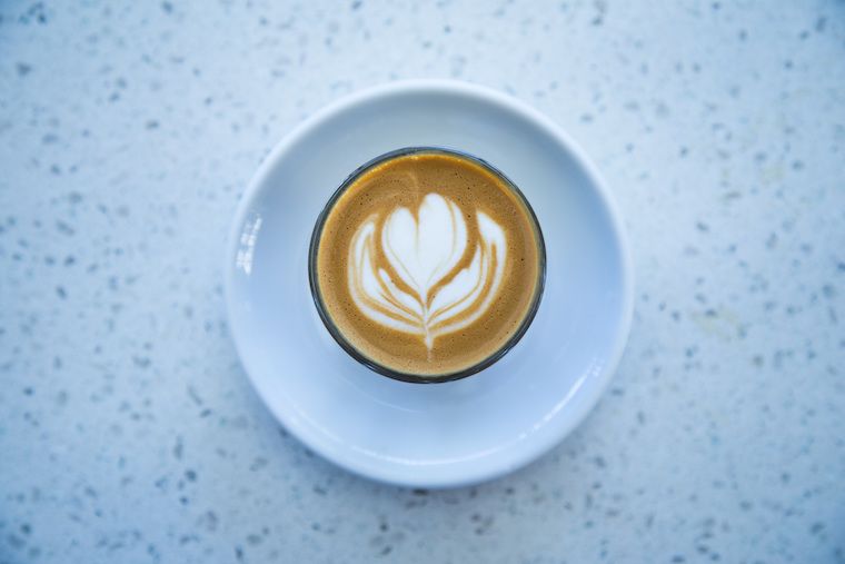 TFPhysicians's tweet photo. How to quit caffeine in 4 easy-ish steps https://t.co/8RXVKONx2V #Caffeine #QuittingCaffeine #CaffeineFree #Coffee #Tea https://t.co/8ELUJKb5zH