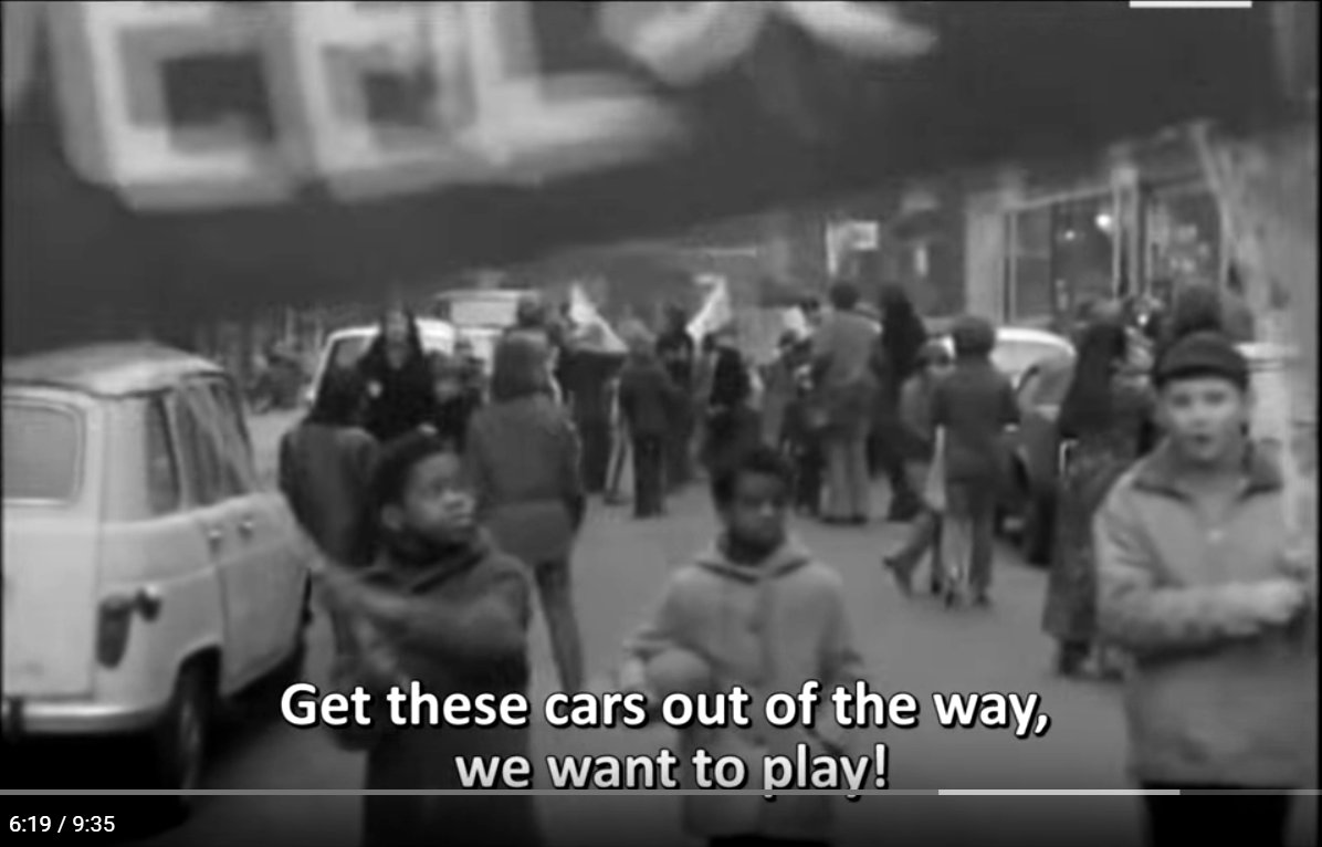 VisionZeroCA's tweet photo. @martynschmoll @PublicSafetyNL @DJRarela @BrooklynSpoke #spiritof72 #kindermoord #freerangekids #spaceforplay #safestreets #activism #NL https://t.co/ycgDkA1lr4
