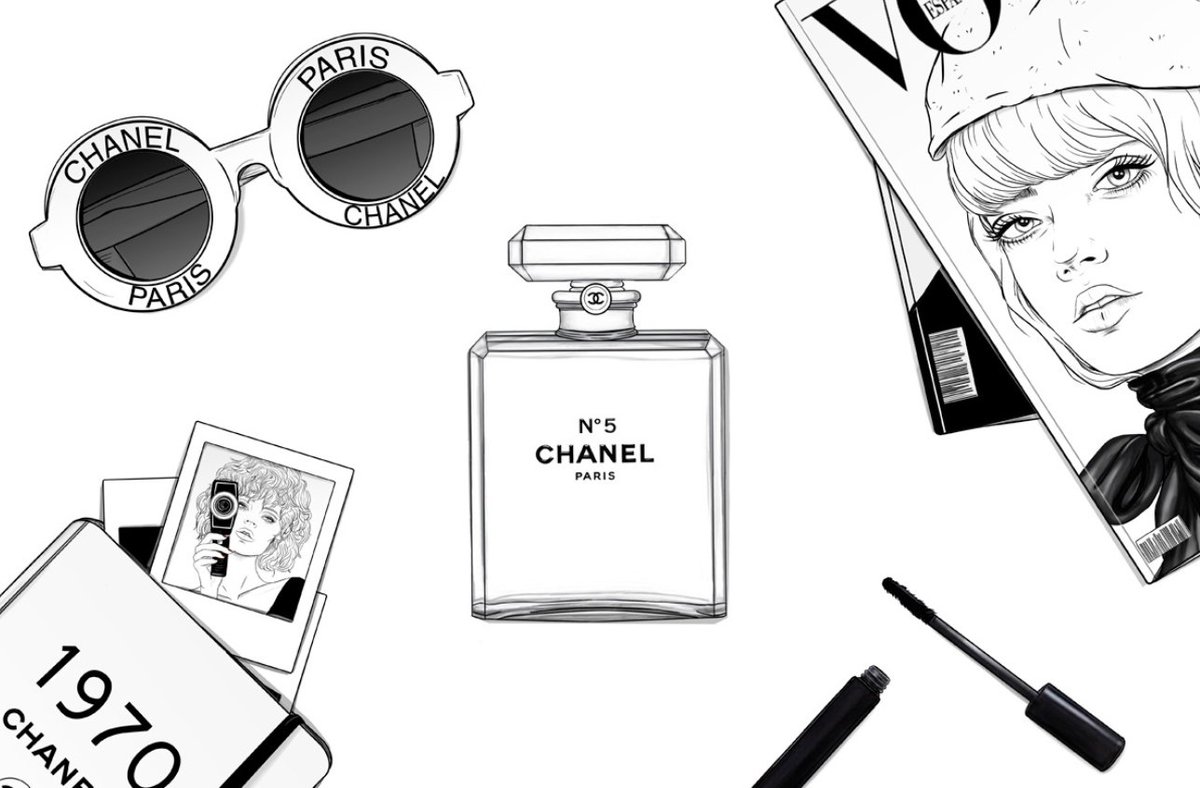 80 aromas mezclados en un frasco de laboratorio bajo el criterio de Coco. Y el icono nació... #HistoriaIlustrada bit.ly/2kwvNHq