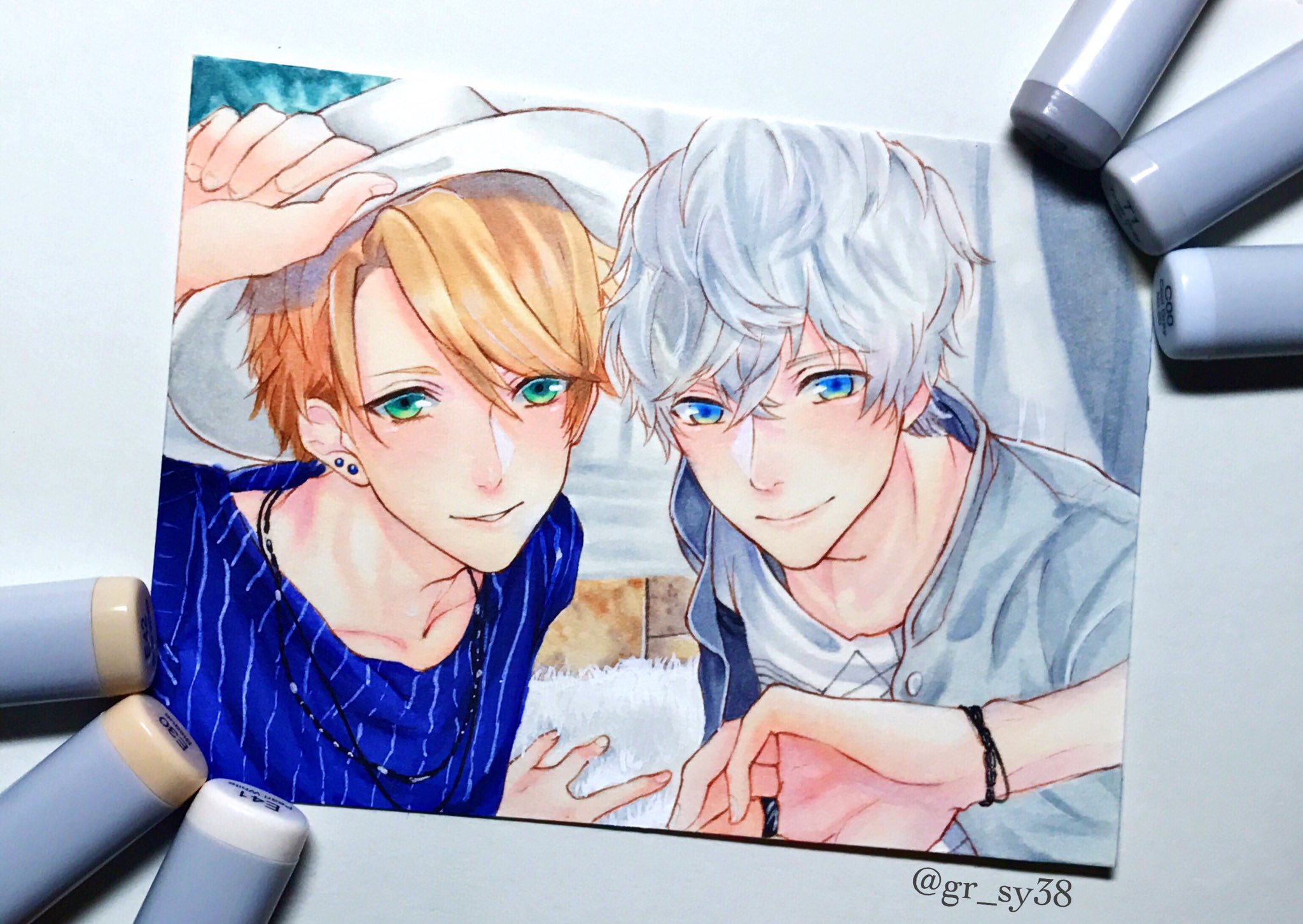 Chaya ネックレス結局描いたけどこれなくてもよかったんじゃねって思った 蛍光灯の下で撮ると肌色飛ぶ てかリーダーの髪だけでコピック11本とかどういうこと でも結構気に入ったからよし 北門倫毘沙 増長和南 Bプロ Bproject イラスト