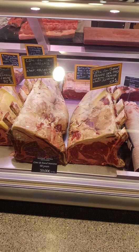 FermieRAA's tweet photo. Alors les Fermivores quoi de neuf ? Désolée de l'absence mais on travaille beaucoup pour arriver vite chez vous.#food #lyon #sirha #startup https://t.co/4v4rom9ul7