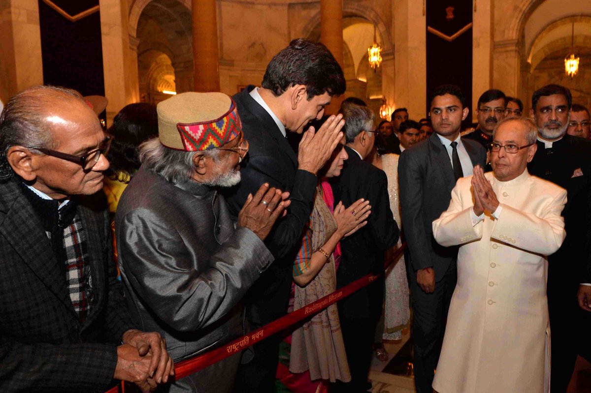 POI13's tweet photo. #PresidentMukherjee hosted an ‘At Home’ Reception to mark the 68th Republic Day at Rashtrapati Bhavan today https://t.co/WzhaPPz9Ct