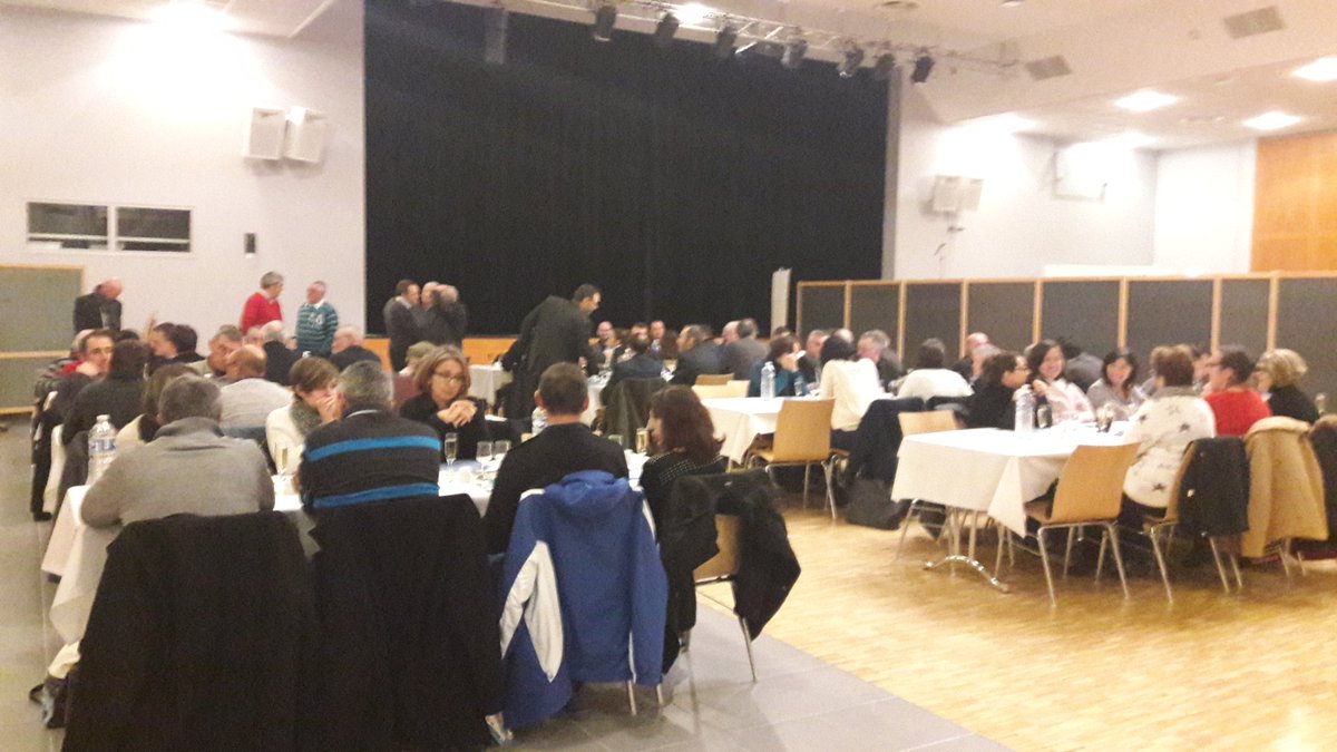 L' Assemblée Générale <a href="/CERFRANCE85/">Cerfrance Vendée</a>  #challans  continue avec #sourire #convivialite #echange #proximite