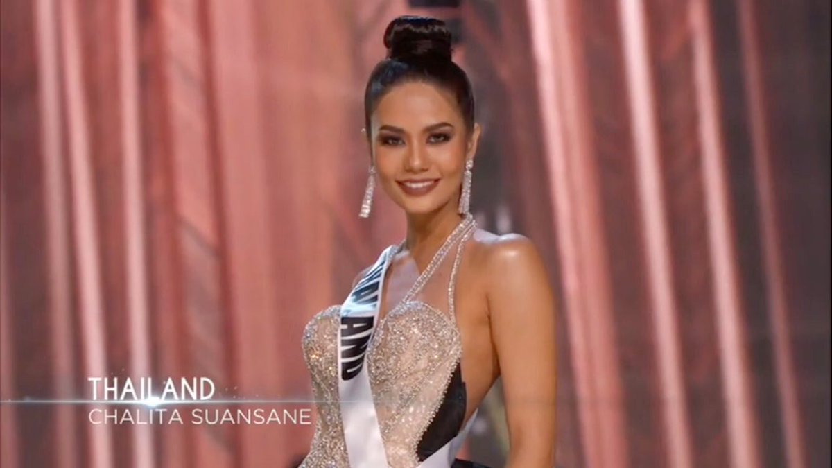 ballsirin's tweet photo. แพงที่สุด!!!!!! #MissUniverse #Thailand https://t.co/j1xa2wHcC4