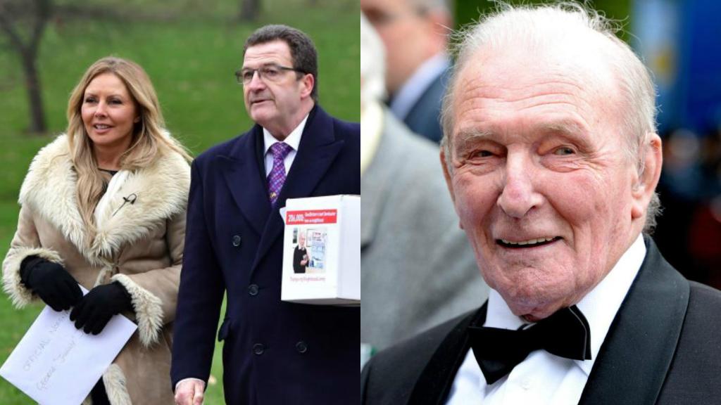 TheSun's tweet image. .@carolvorders helps deliver petition demanding Dambusters hero is knighted to Downing Street thesun.co.uk/news/2711749/c…