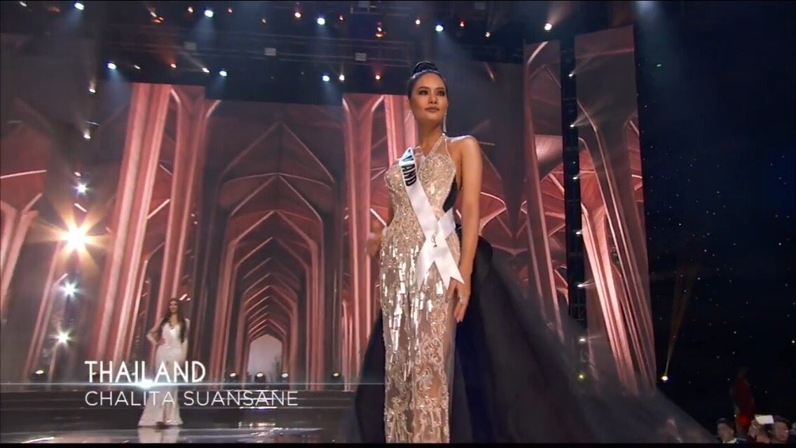 Pushza's tweet photo. ยิ้มสยาม  รีวนไป
 #MissUniverse #Thailand https://t.co/DkxEqkcHam