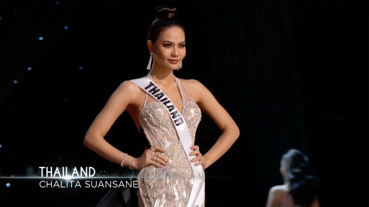Pushza's tweet photo. ยิ้มสยาม  รีวนไป
 #MissUniverse #Thailand https://t.co/DkxEqkcHam