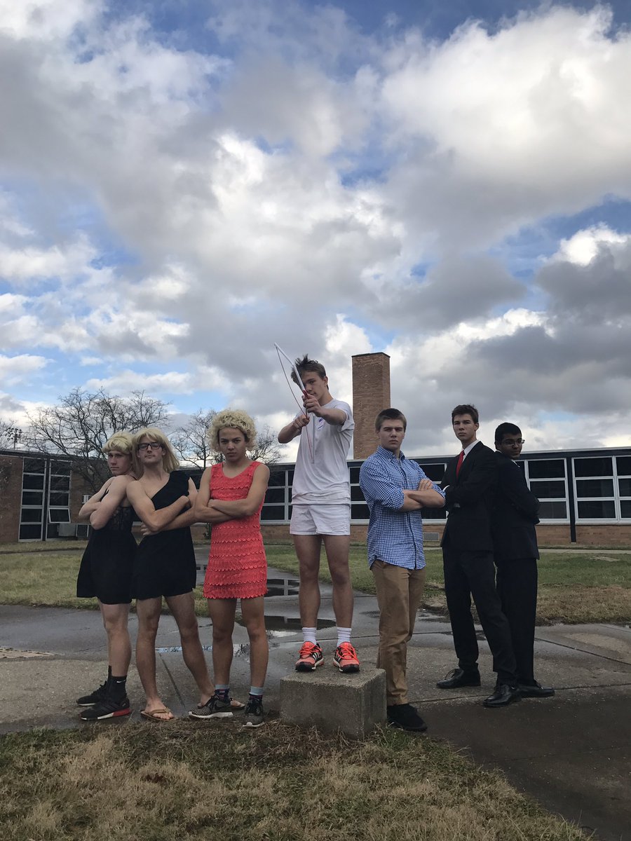 cupid_arrows's tweet photo. You don't want to miss the performance of the century! 6-8pm, Titus Auditorium!🏹💘 https://t.co/W0U2Nxl93J