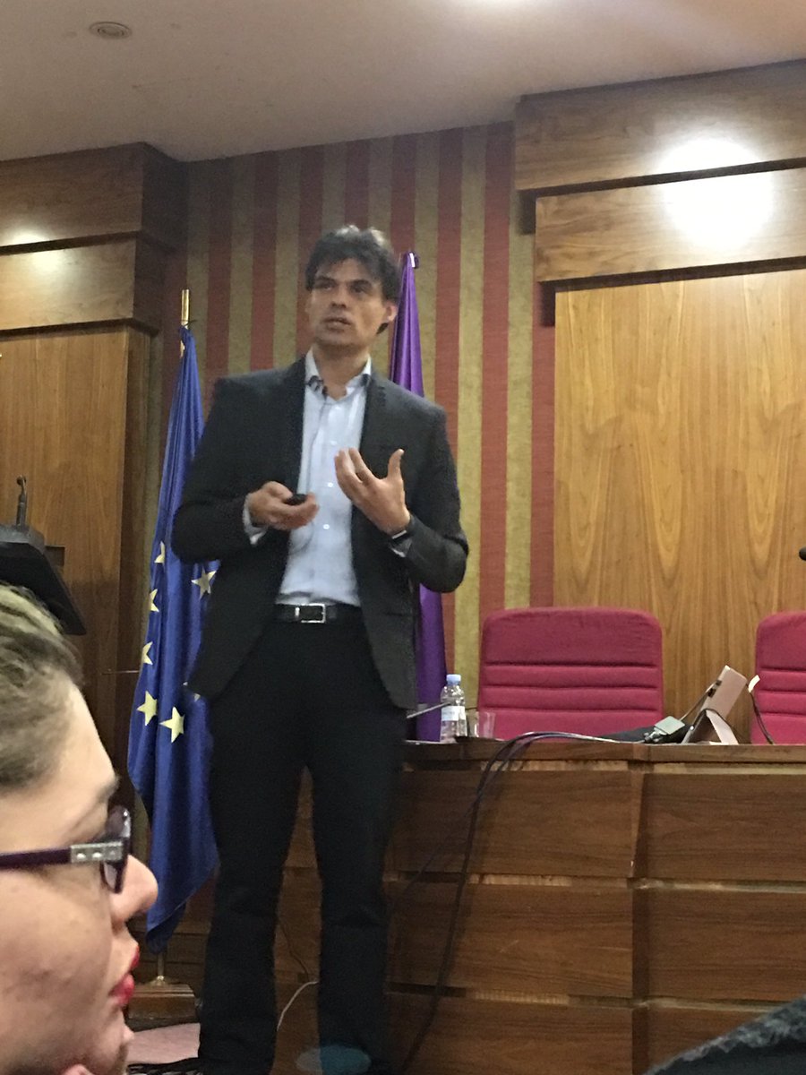 nadgeeb's tweet photo. Gracias a @victornextlimit de @NextLimitTech por la excelente presentación en @Nextibs Realmente inspirador para atreverse a emprender! https://t.co/0FKy5bJLZt