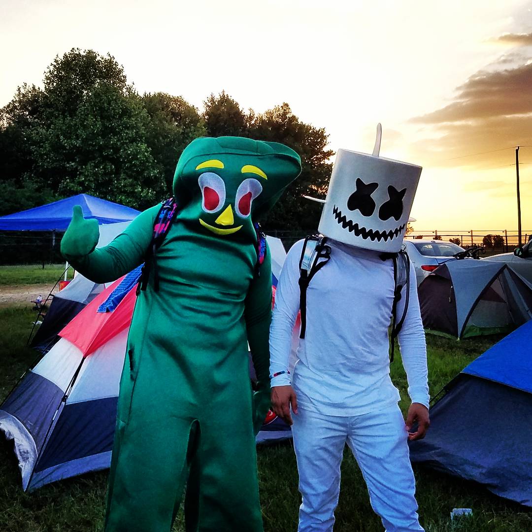 sharkm3llomusic's tweet photo. Gumby after he realizes I'm not a blockhead. #imf2016 #Tbt #mellogang #sharksquad https://t.co/c2fDxUP7oh