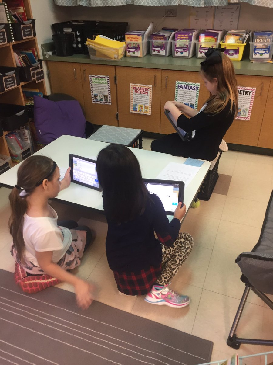 MrsCrouse4's tweet photo. We started our chicken research yesterday. Love these kids! Their love for learning makes me proud! #7breeds @SpicewoodE @JudieJenkins https://t.co/SACLpV2NFZ