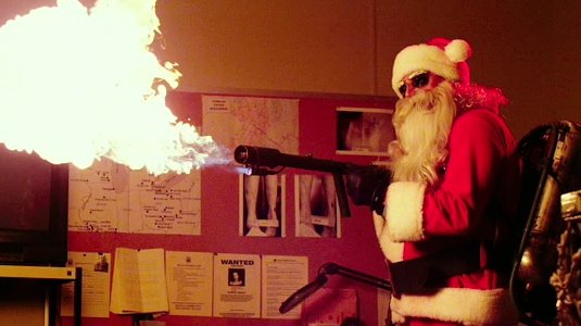 Twitter 上的 ああああ サイレント ナイト 悪魔のサンタクロース 観た 死を届けるサンタ 生意気な町長の娘を鹿の角でグサッと殺るのが最高だったし その彼氏の頭を斧で真っ二つもなかなか 1番痛かったのはポルノ女優をシュレッダーにかけるシーン また Twitter 上的 ああああ サイレント ナイト 悪魔のサンタクロース 観た 死を届けるサンタ 生意気な町長の娘を鹿の角でグサッと殺るのが最高だったし その彼氏の頭を斧で真っ二つもなかなか 1番痛かったのはポルノ女優をシュレッダーにかけるシーン また