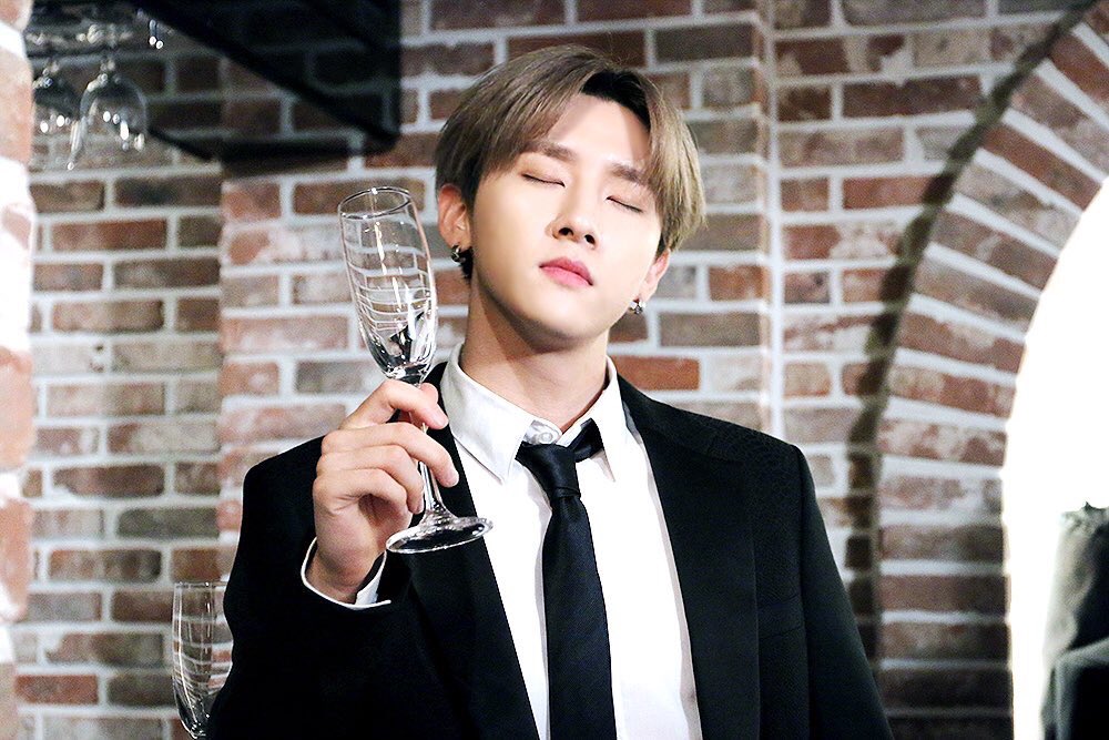 PortalMonstaX's tweet photo. [I.M_DAY] 2017 - Janeiro #0126IM데이 #HappyIMday #IM_DAY https://t.co/nvfKmhTlVR