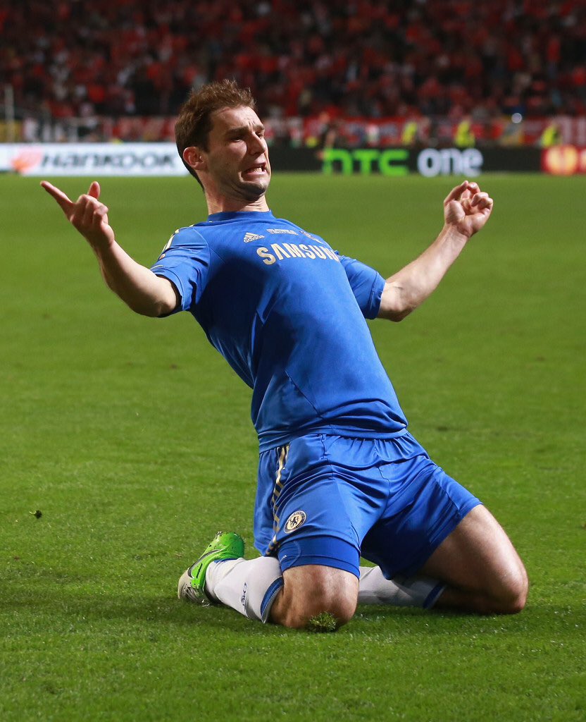 Hannah_Duncan89's tweet photo. Can't cope ๐ข๐ข๐ข #twogoal #ivanovicdododododo #thankyoubranna https://t.co/K9Fi0Wgas4