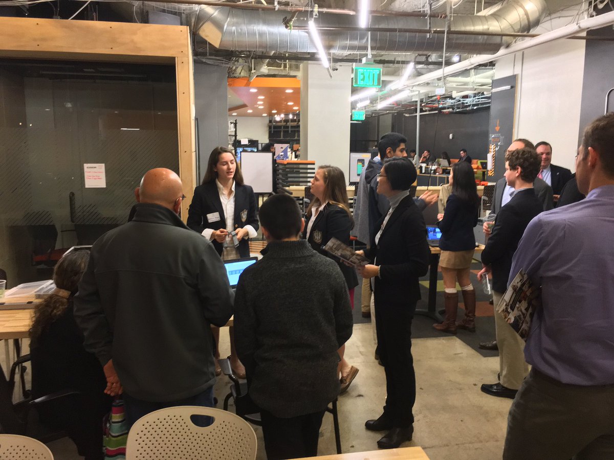 ZackLehman's tweet photo. Two great showcase events in San Francisco and Redwood City. @TheHillSchool @HillAdmission #EngineeringShowcase https://t.co/bZEKrOBFHP