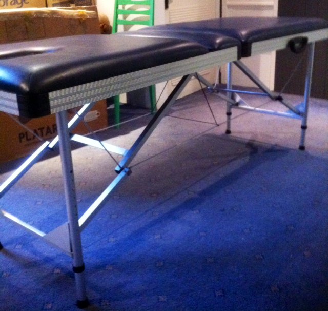 Hi all am selling off a selection of portable massage couches . Call for more information

Marius 07958245073