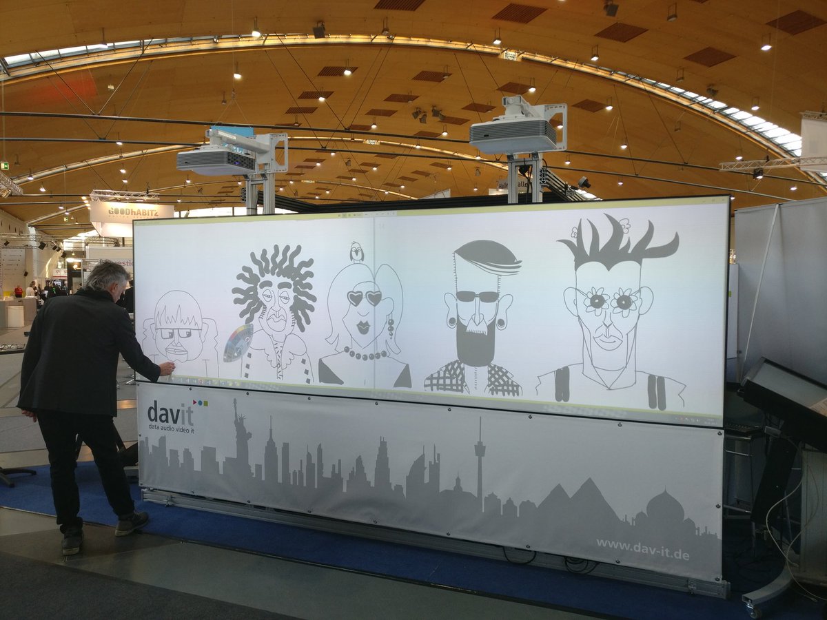 LinkProjex's tweet photo. The new Style of learning. Use touch displays #LEARNTEC2017 #LinkProjeX https://t.co/xX6ksdl952