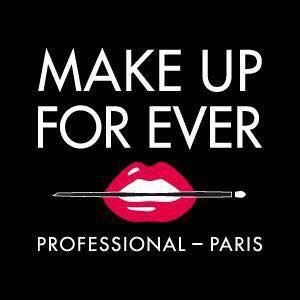 Door Prize from @MAKEUPFOREVERCa - achieve perfect, runway-ready looks.