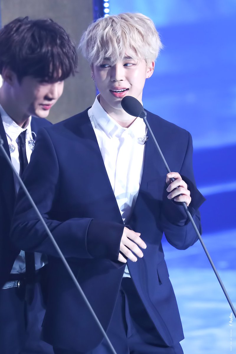 mighty_jimin tweet picture