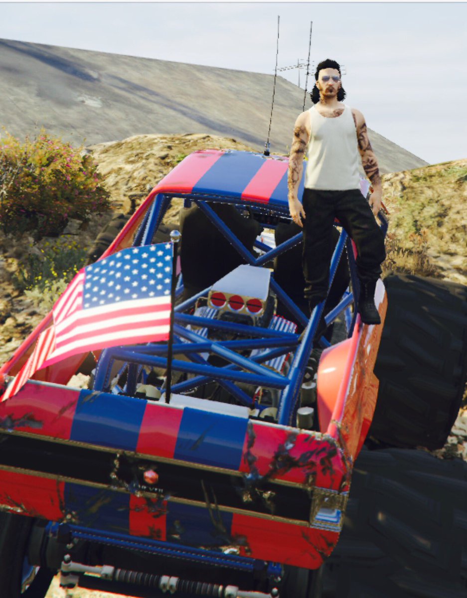 DeezyWtR87's tweet photo. 'Murcia, making dreams come true in Los Santos #BADBOY #USA #GTA #GTAOnline #hashtag @SiXFeetGaming https://t.co/lxWx13sNbR