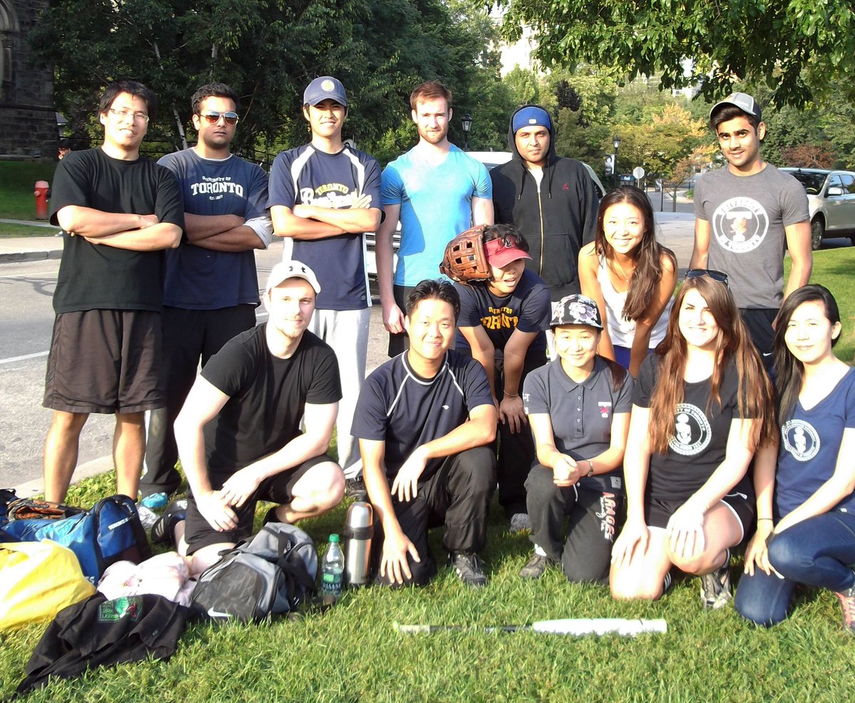 #throwbackthursday coed softball, yes we all miss the nice weather here #uoftintramurals #goodtimes
