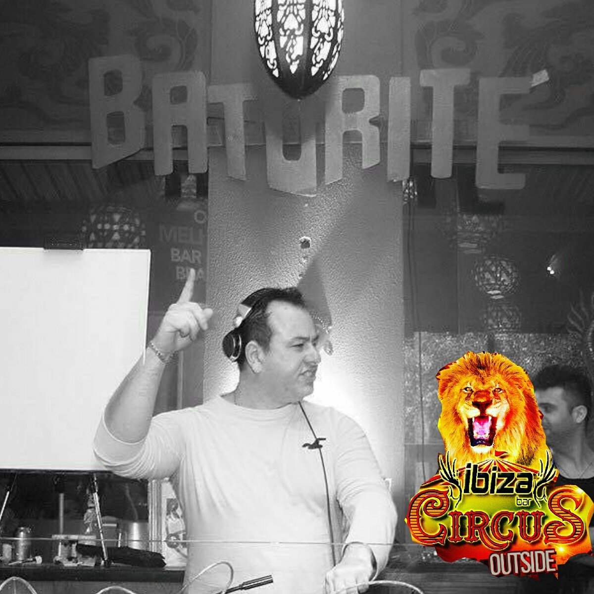 ibizaBar_PJC's tweet photo. CONFIRMADO
Desde  Bal. Camboriu -Brasil DJ LEANDRO PILLA residente en BATURITĔ- INDUSTRYA-CONFETTIS - WHISKADÃO -GREEN V. Dj.p/ #IbizaCircus https://t.co/xVJDaAgxhc
