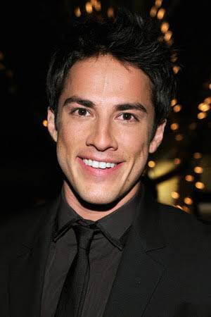 Happy birthday Michael Trevino            hope you had a good birthday 