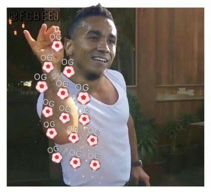 FCBeej's tweet photo. Madridistas: We can do it this year, we can finally win the treble.

Danilo: https://t.co/mkyCnLALW4