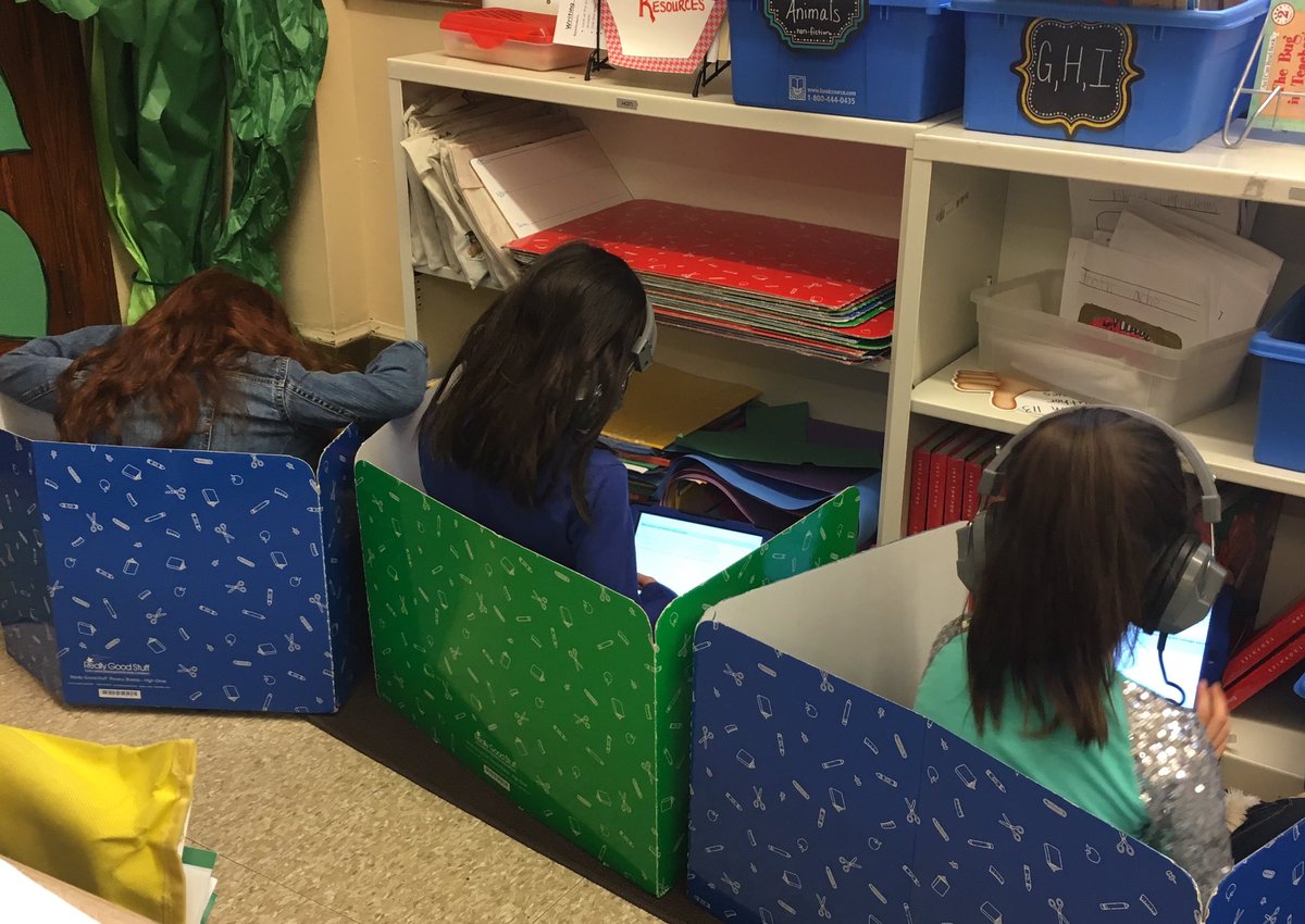 CGgrade2's tweet image. MAP test: She says, "Getting comfy helps me think better."  He says, "I'm more relaxed and focused." 😊@CenterGroveES @MarioRo22688670