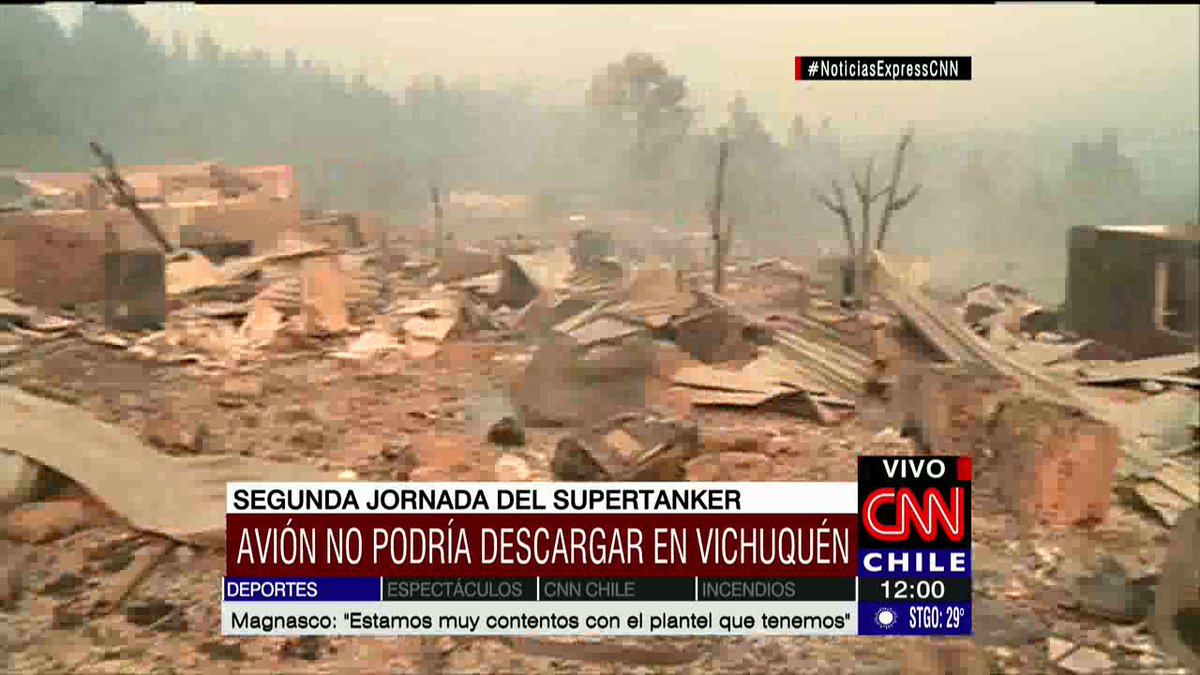 CNNChile's tweet photo. Lo Último: Brigadista confiesa que piensa que los incendios se crean de manera organizada y que el terrorismo subió de nivel #CNNChile https://t.co/vhzTVC3Ag0