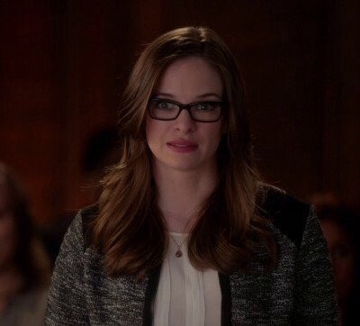 DaniellePokemon's tweet photo. Danielle Panabaker as Eevee 💫 #DaniellePanabaker #TheFlash #Pokemon https://t.co/cRvuhTcuq2
